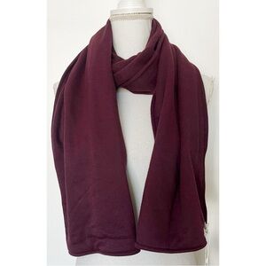 LA Relaxed • NWT Elegant Burgundy Scarf